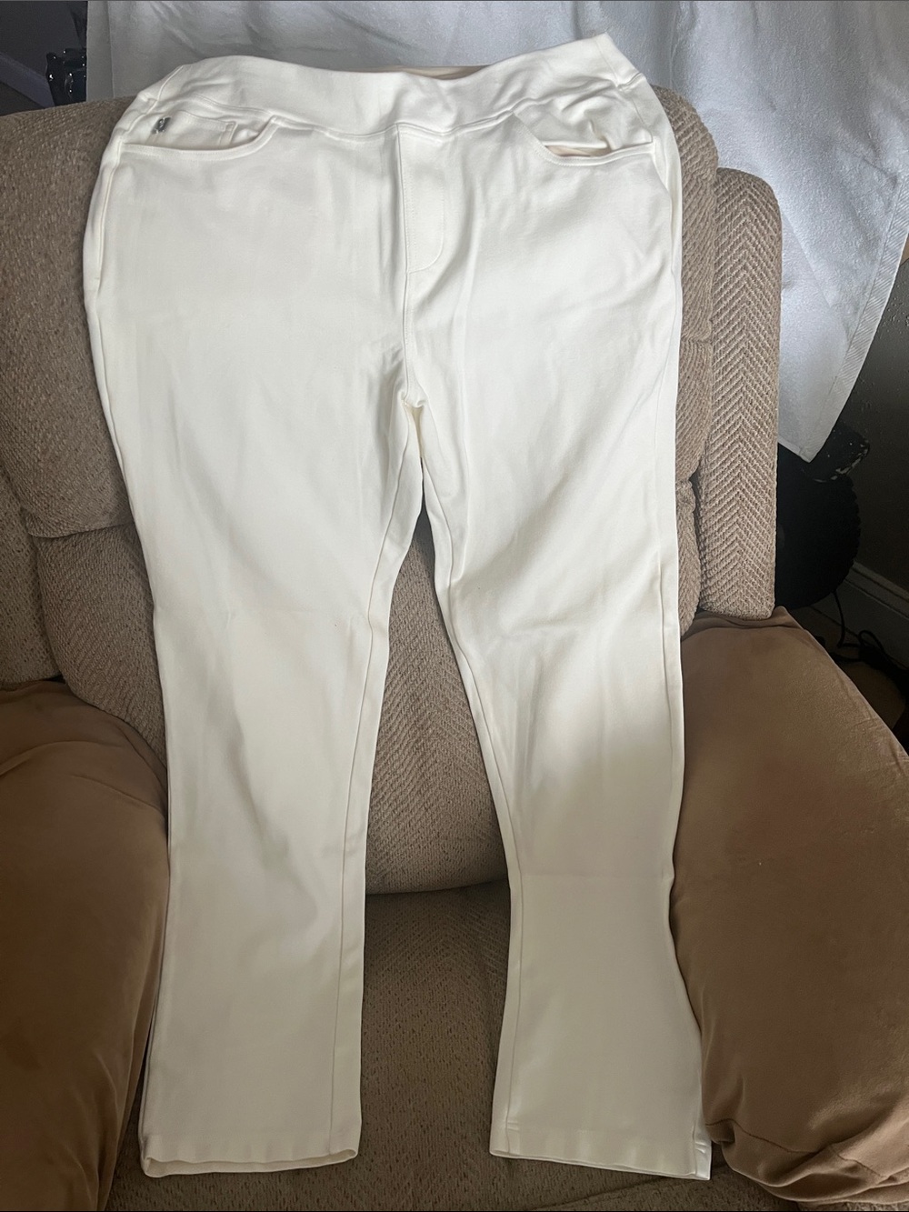 Belle by Kim Gravel Off-White Straight Leg Pants